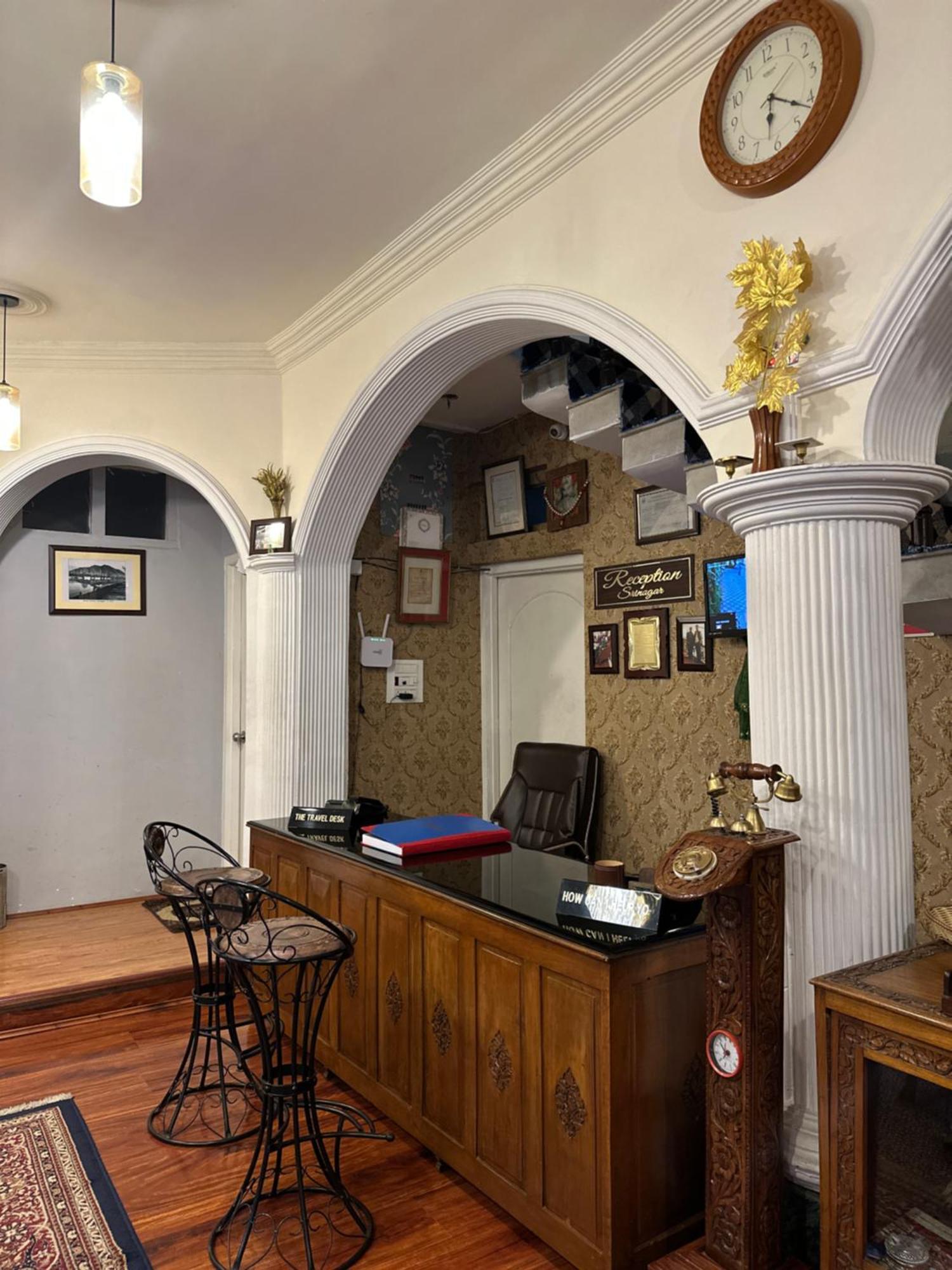 Heritage Rose Inn Durgjan Exterior photo