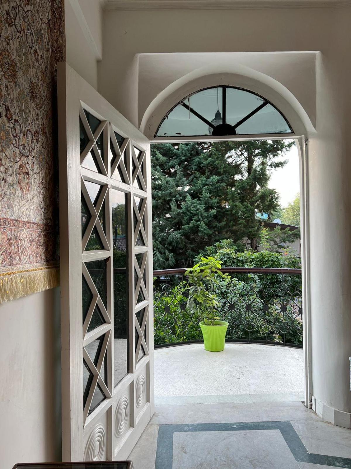 Heritage Rose Inn Durgjan Exterior photo